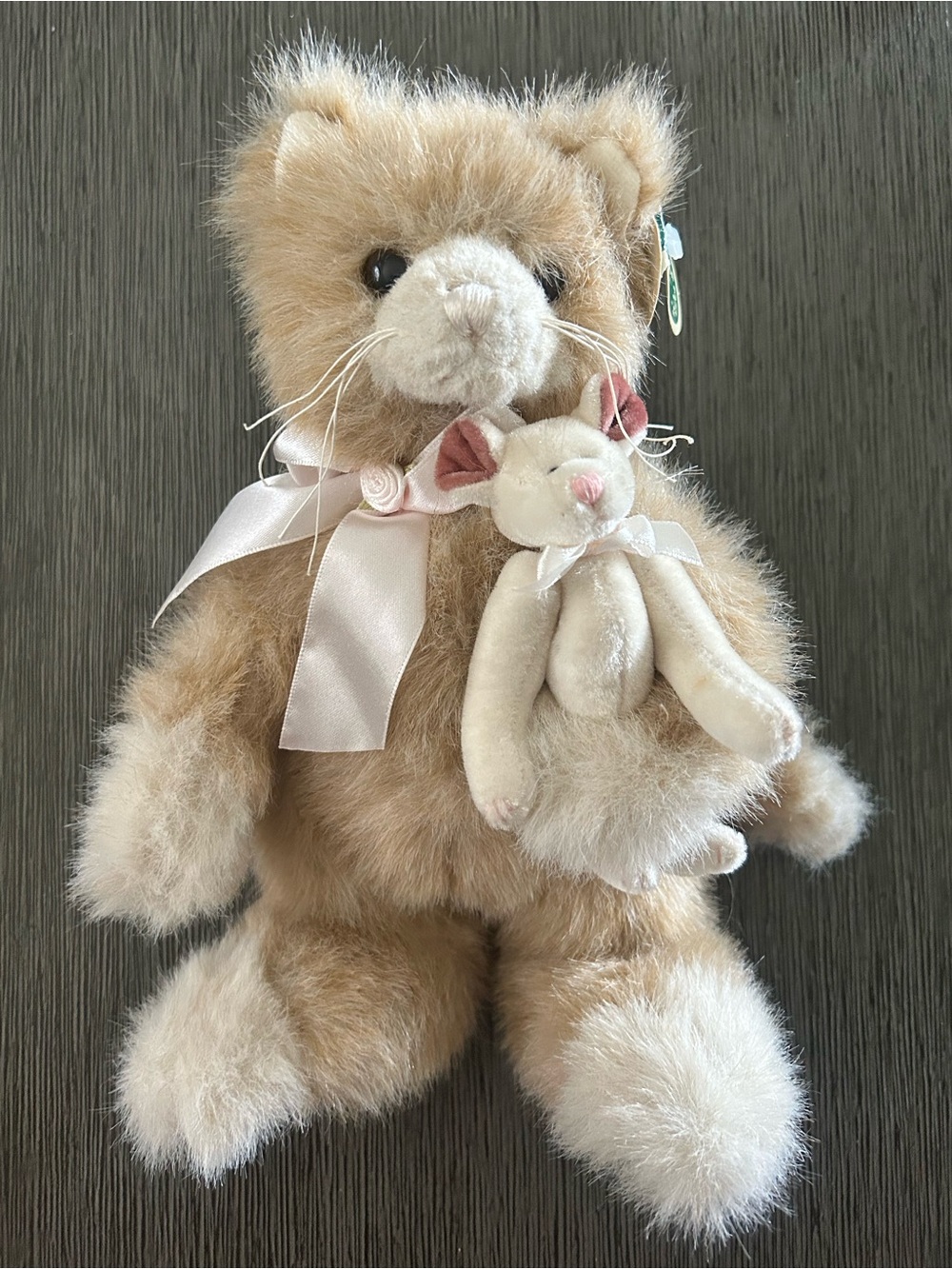 Bearington “Mouse and Trapper” Kitty with Mouse